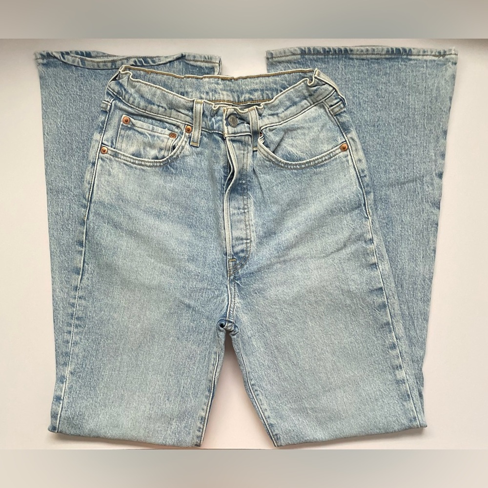 Levi’s Hi Rise Flare Leg Jean for Womens